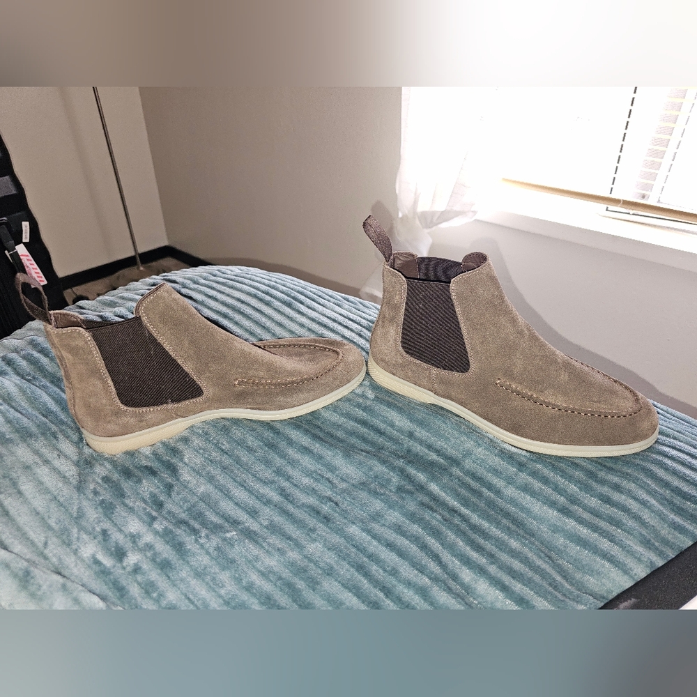 SCAROSSO SUEDE CHELSEA BOOT SZ 37 - Picture 3 of 7